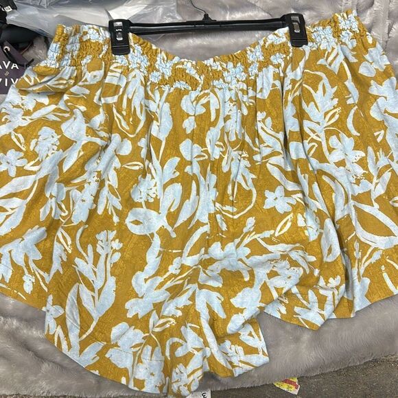 Women's Plus Size Linen Shorts - Ava & Viv™ Size 4X - Picture 4 of 4